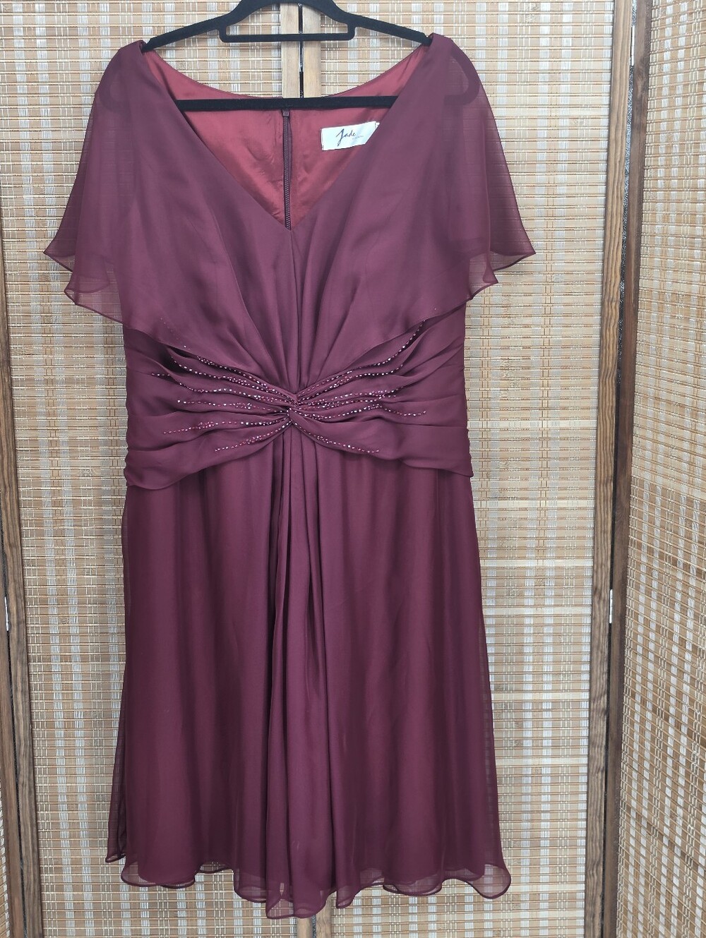 ​Jade by Jasmine Chiffon Cape Sleeve Burgundy Beaded Waist Dress Size 16
